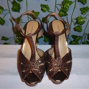 Antonio Melani | bronze studded heels | 8